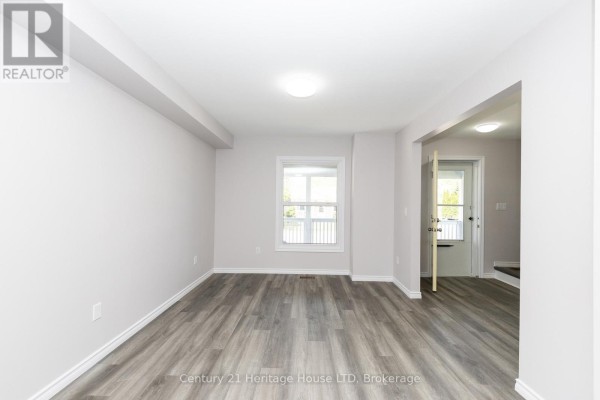 Bedroom - 218 Henrietta Street, Fort Erie, ON L2A2K5 Photo 5