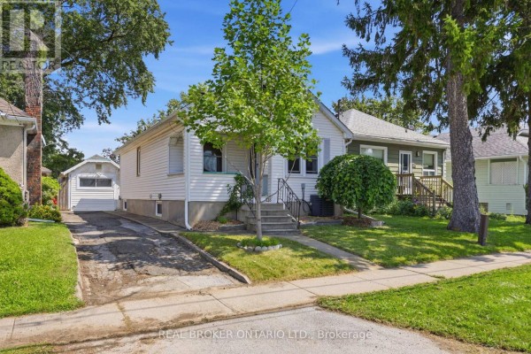 218 Lake Street, St  Catharines, ON, photo 2