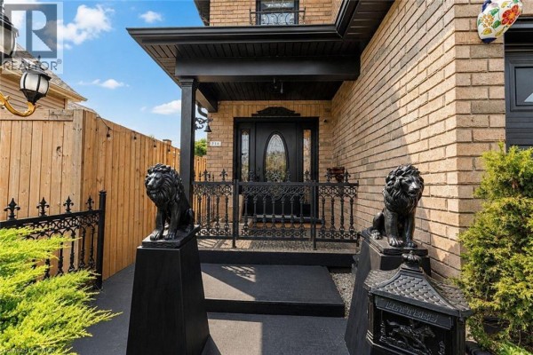 Cold room - 218 Macaulay Street E, Hamilton, ON L8L3X8 Photo 4