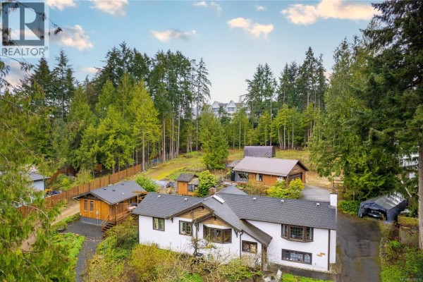 218 Sunningdale Rd E, Qualicum Beach, BC, photo 3