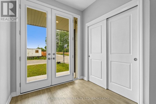 Partial bathroom - 218 Wellandvale Road, Welland, ON L3C7C7 Photo 3