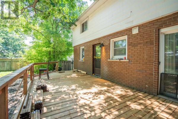 Laundry room - 218 Willow Ave, Sault Ste  Marie, ON P6B5B5 Photo 5