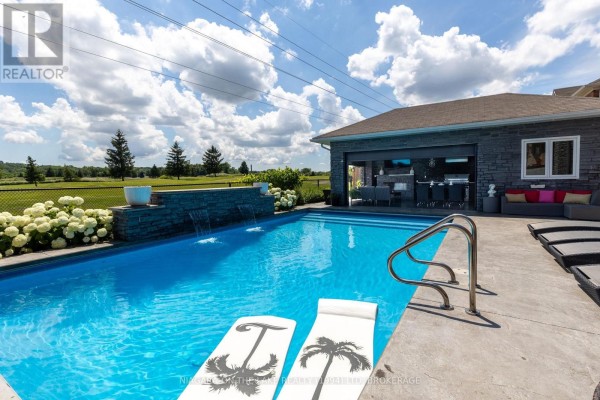 218 Wright Crescent Wright Crescent, Niagara On The Lake, ON L0S1J0 Photo 3