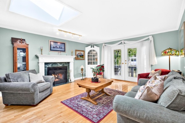 2181 Ocean Forest Drive, Surrey, BC V4A6P1 Photo 2