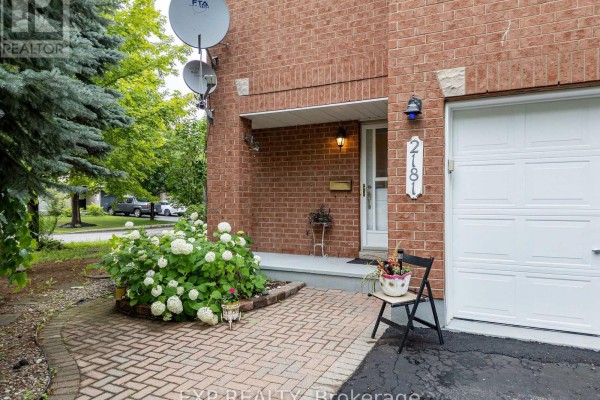 Primary Bedroom - 2181 Sunmeadow Street, Ottawa, ON K4A4W1 Photo 2