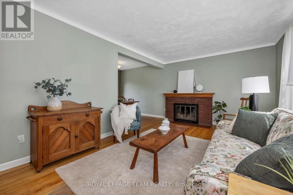 2183 Belair Drive, Ottawa, ON K2C0X2 Photo 5