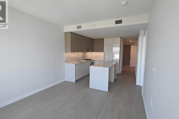 2186 Gilmore Avenue, Burnaby, BC V5C6A7 Photo 2