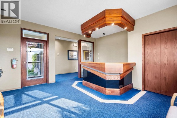 218a Broadway Street W, Nakusp, BC V0G1R0 Photo 4
