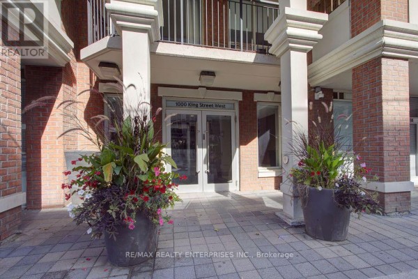 Dining room - 219 - 1000 King Street W, Toronto, ON M6R3N1 Photo 2