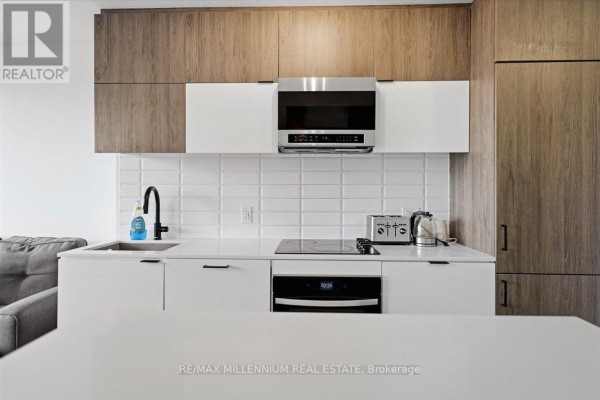 Dining room - 219 - 8888 Yonge Street, Richmond Hill, ON L4C6Z1 Photo 2