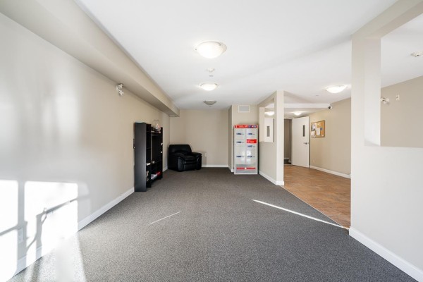 219 5516 198 Street, Langley, BC V3A0A6 Photo 5