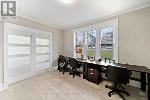 219 Bayfield Street, Barrie, ON L4M3B4 Photo 3