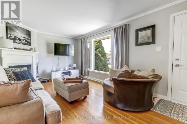 Family room - 219 Brock Street, Zorra, ON N0M2M0 Photo 5