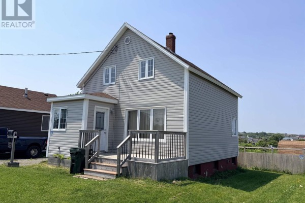 219 Brookland Street, Glace Bay, NS, photo 2