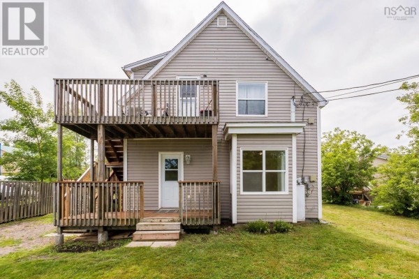 219 George Street, Stewiacke, NS B0N2J0 Photo 2