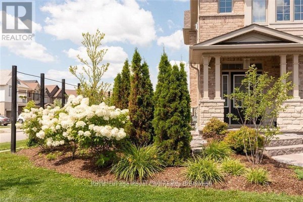 219 Summit Ridge Drive, Guelph, ON N1E0L7 Photo 2