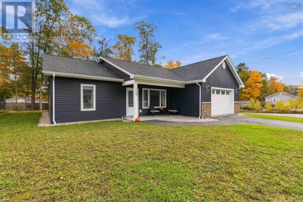 Kitchen - 219 Winburn Avenue, Bridgewater, NS B4V9A4 Photo 3
