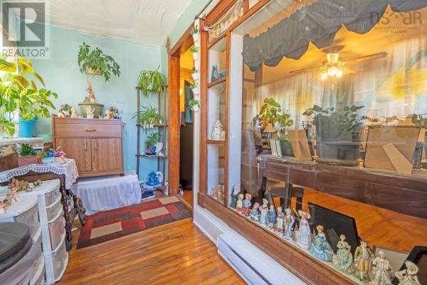 219 Windmill Road, Dartmouth, NS B3A1G1 Photo 3