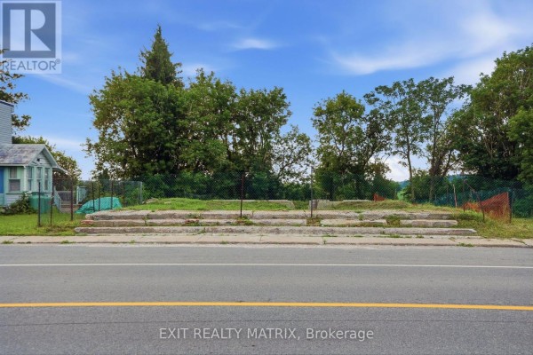 21924 Laggan Glenelg Road, North Glengarry, ON, photo 3