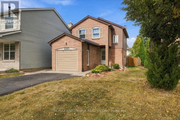 4pc Bathroom - 2197 Pembroke Court, Burlington, ON L7P3X8 Photo 2