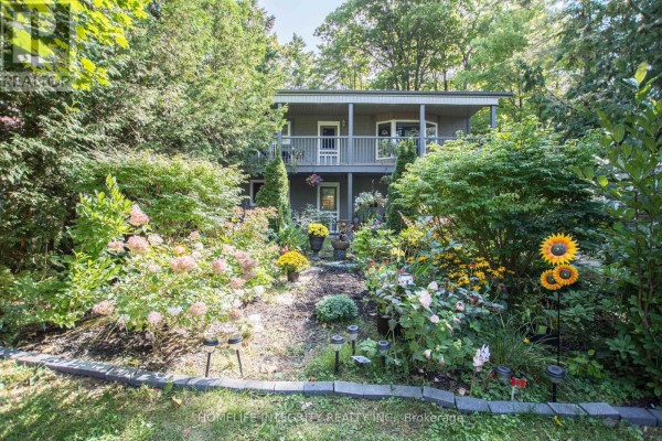 2197 Tiny Beaches Road S, Tiny, ON, photo 2