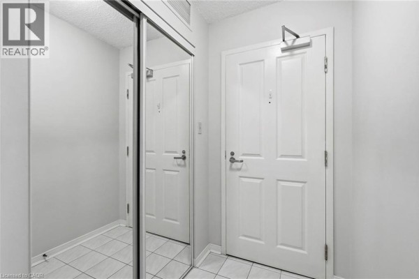4pc Bathroom - 2199 Sixth Line Unit# 208, Oakville, ON L6H5V3 Photo 3