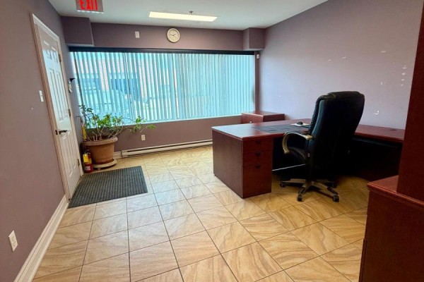 22 - 365 Healey Road, Caledon, ON L7E5C1 Photo 5