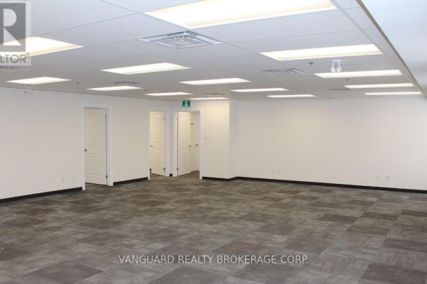 22 - 375 Canarctic Drive, Toronto, ON M3J2P9 Photo 2