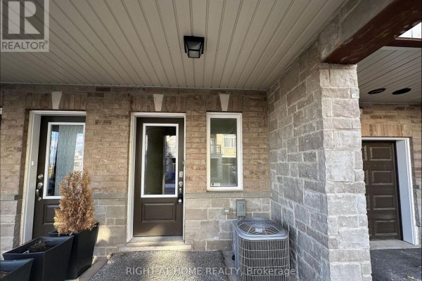22 - 40 Zinfandel Drive, Hamilton, ON L8E0L1 Photo 2