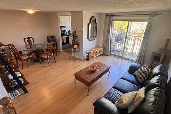 22 - 57 Loggers Run, Barrie, ON, photo 3