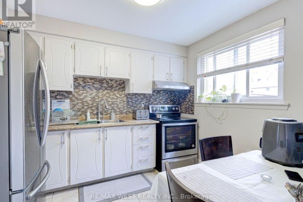 22 - 83 Irwin Road, Toronto, ON, photo 3