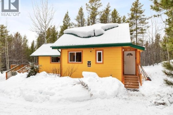 22- Crocus Hill Lane, Whitehorse North, YT, photo 2