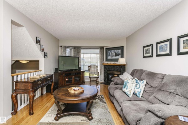 Primary Bedroom - #22 11717 9b Av Nw, Edmonton, AB T6J7B7 Photo 5