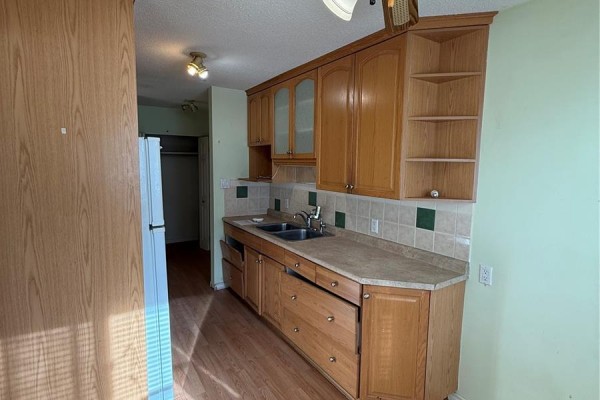 Bedroom - 22 26 Shaw Street, Regina, SK S4R3M4 Photo 3