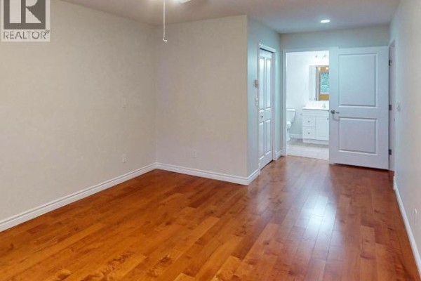 4pc Bathroom - 22-4415 Manson Ave, Powell River, BC V8A0A5 Photo 5