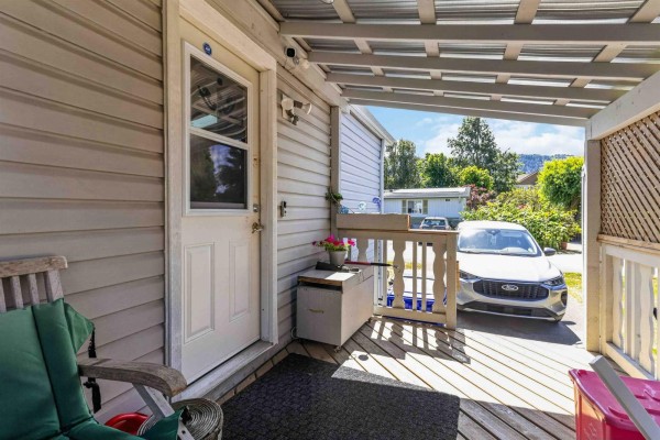Laundry room - 22 44565 Monte Vista Drive, Sardis South, Chilliwack, BC V2R5Y4 Photo 4