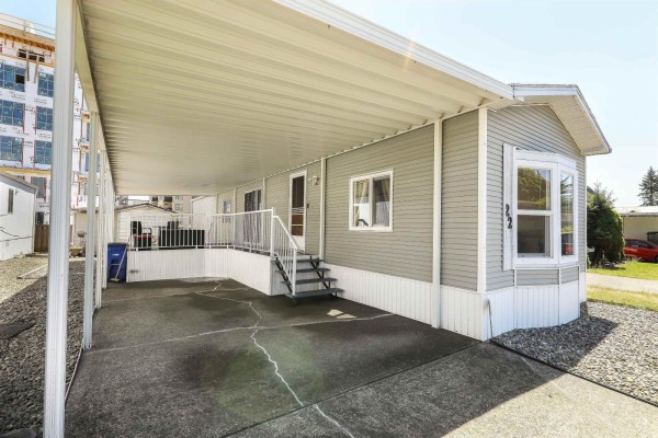 22 8670 156 Street, Surrey, BC V3S3S1 Photo 4