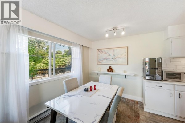 Kitchen - 22 Abbott Street Unit# 106, Penticton, BC V2A4J2 Photo 4