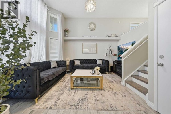 22 Anaheim Bay Ne, Calgary