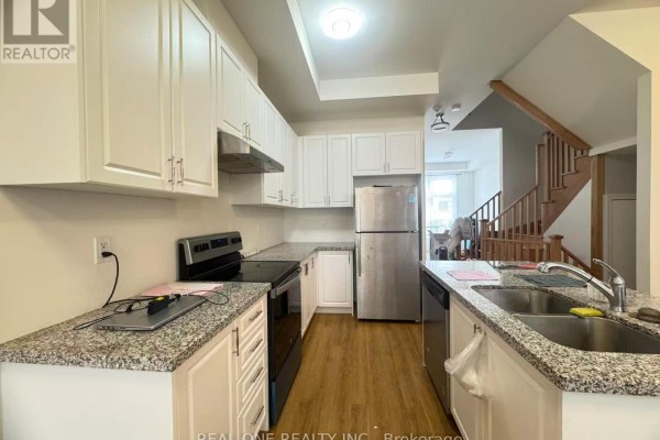 Kitchen - 22 Andalusia Lane, Markham, ON L6E0V3 Photo 4