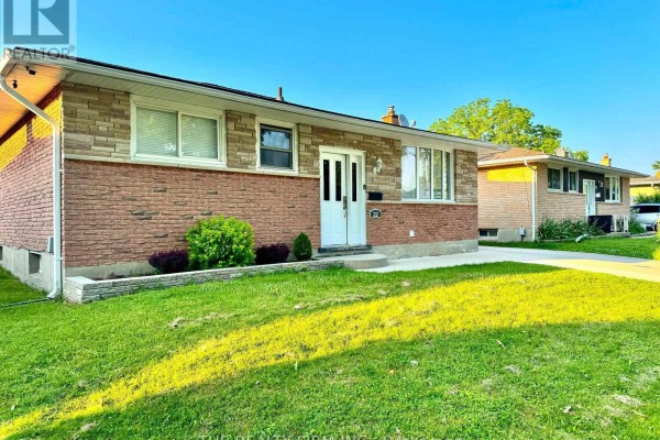 22 Archer Crescent, London South