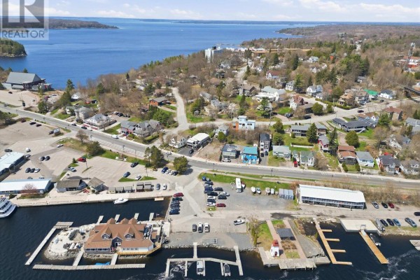 22 Bay Street, Parry Sound, ON P2A1S5 Photo 4
