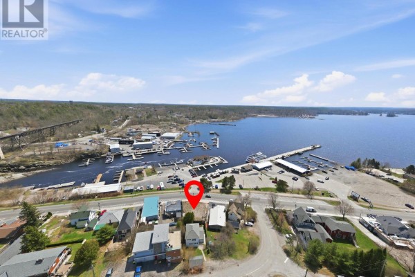 22 Bay Street, Parry Sound, ON P2A1S5 Photo 5