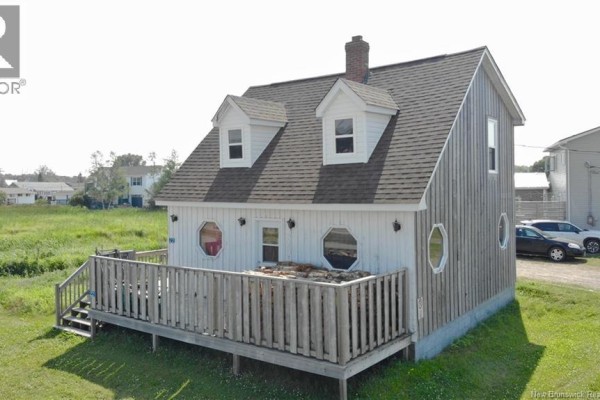 22 Beach Street, Pointe Du Chene, NB, photo 2