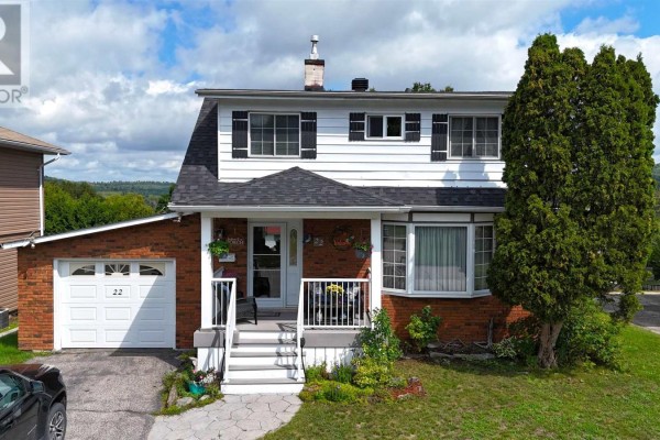 22 Birch Rd, Elliot Lake