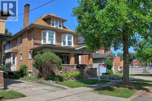 22 Blake Street, Hamilton, ON, photo 2