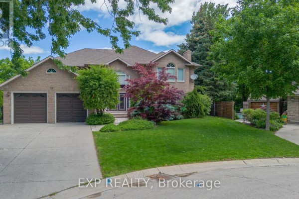 22 Burt Court, Hamilton, ON, photo 2