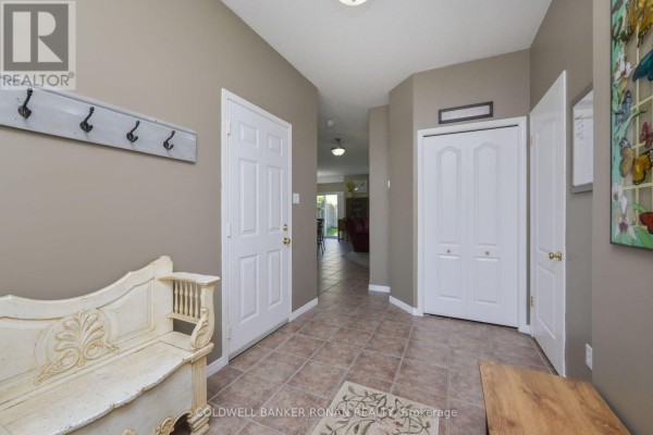 Bedroom 4 - 22 Chantler Road, New Tecumseth, ON L9R2E1 Photo 5