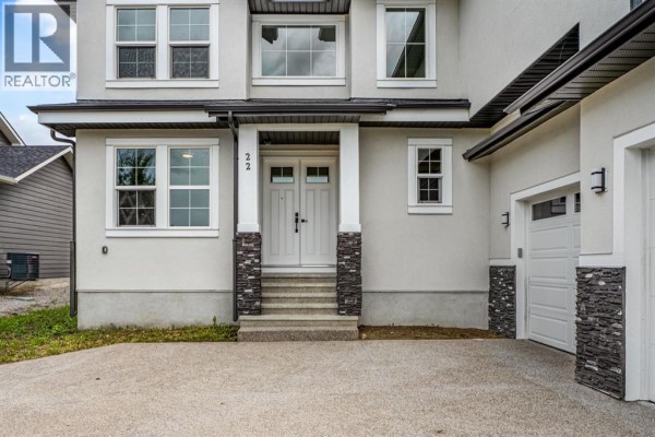 22 Cimarron Estates Gate, Okotoks, AB, photo 2