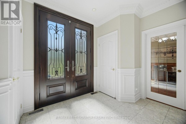 Dining room - 22 Di Nardo Court, King, ON L7B1M2 Photo 5
